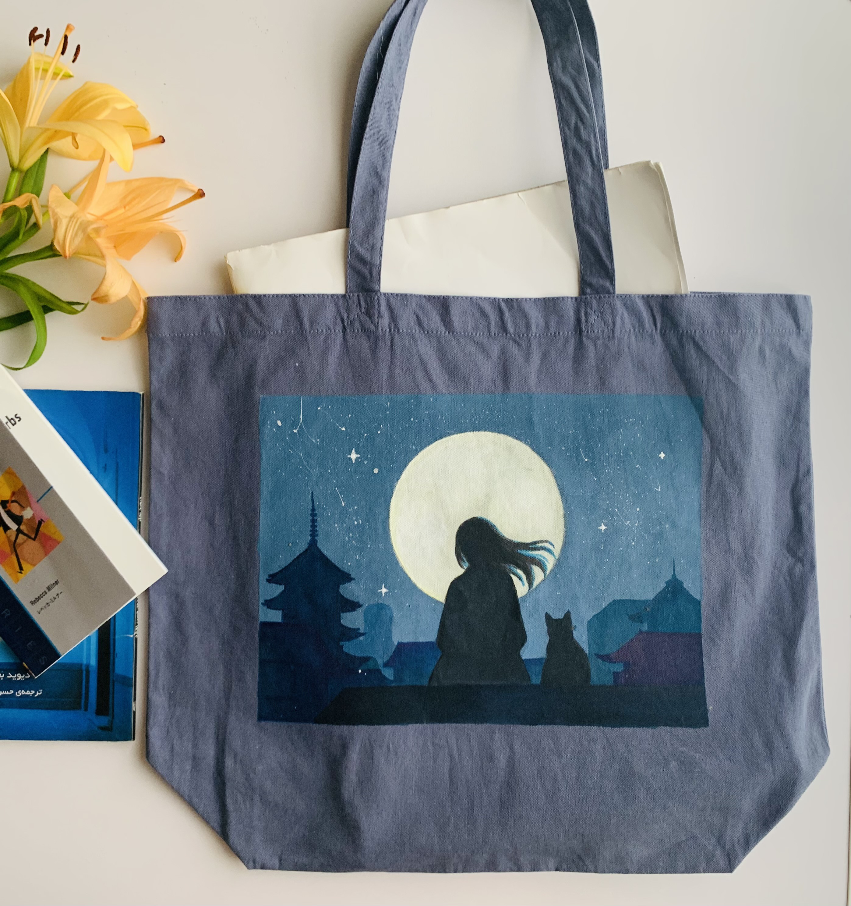 手描きのトートバッグ/ Hand painted tote bag