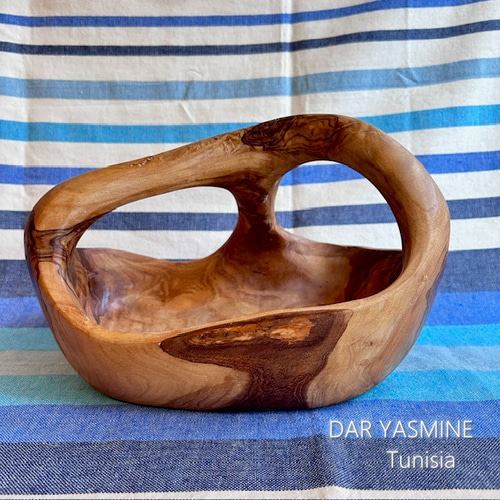 超特大オリーブの木　バスケット ボウル 　しっかりドスンと構える　約28cm 超特大オリーブの木 バスケット ボウル 天然芸術品 しっかり