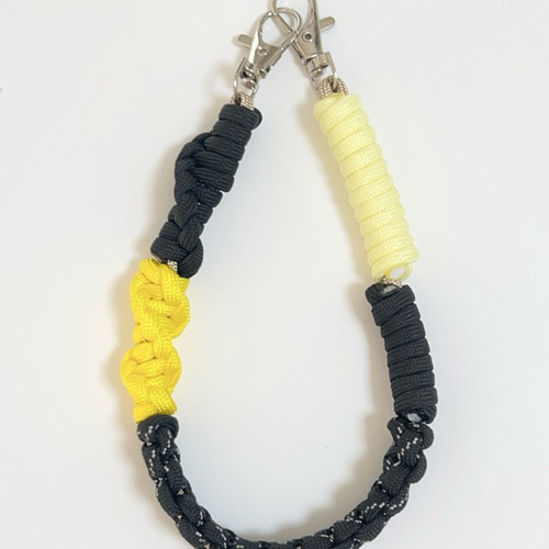 オーダー対応可】推しカラーで選べる！ハンドストラップ／パラコード