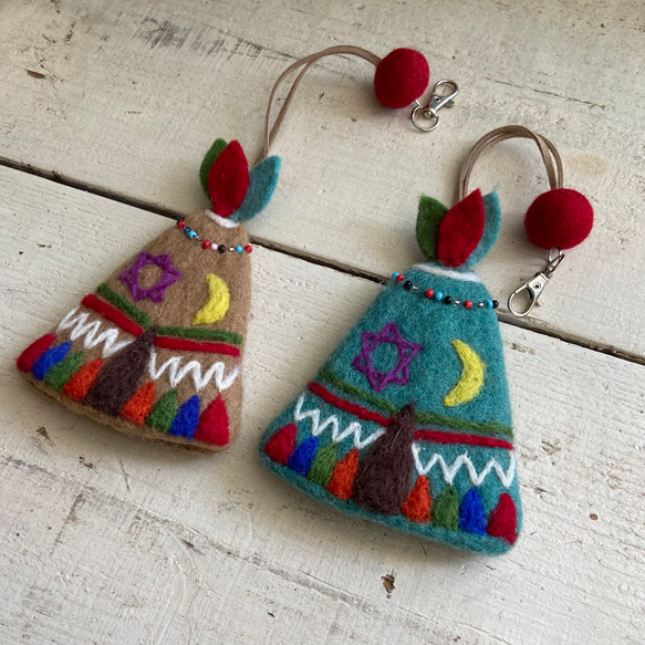 オリジナル 羊毛 フェルト ティピー キーケース ハンドメイド 4枚目の画像