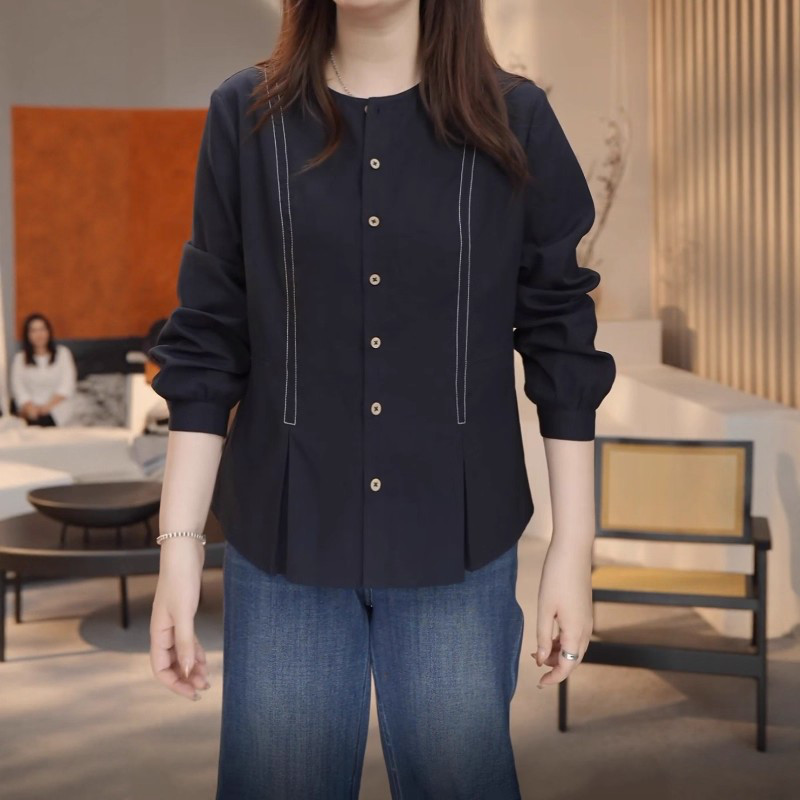 デザイン感のファッションの長袖のシャツの女性2025秋の大きいサイズは太ってMM気質はやせて見えて肉を隠します洋風の気の