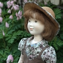 創作人形『着物で横座りで』 石塑粘土・和紙・布・木毛・針金・絹糸