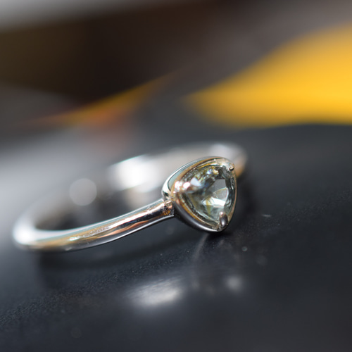 RG10-101 シルバー 非加熱 青鈍色 スピネル リング ミャンマー産