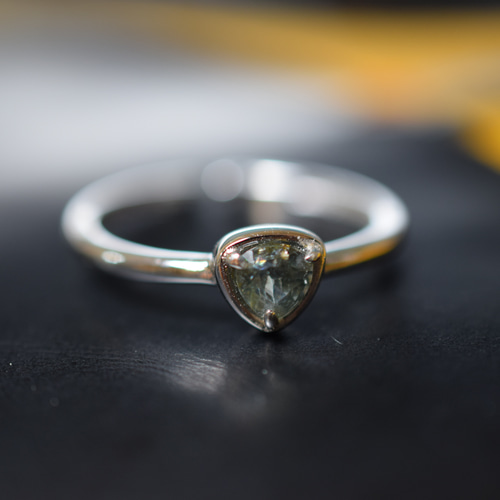 RG10-101 シルバー 非加熱 青鈍色 スピネル リング ミャンマー産