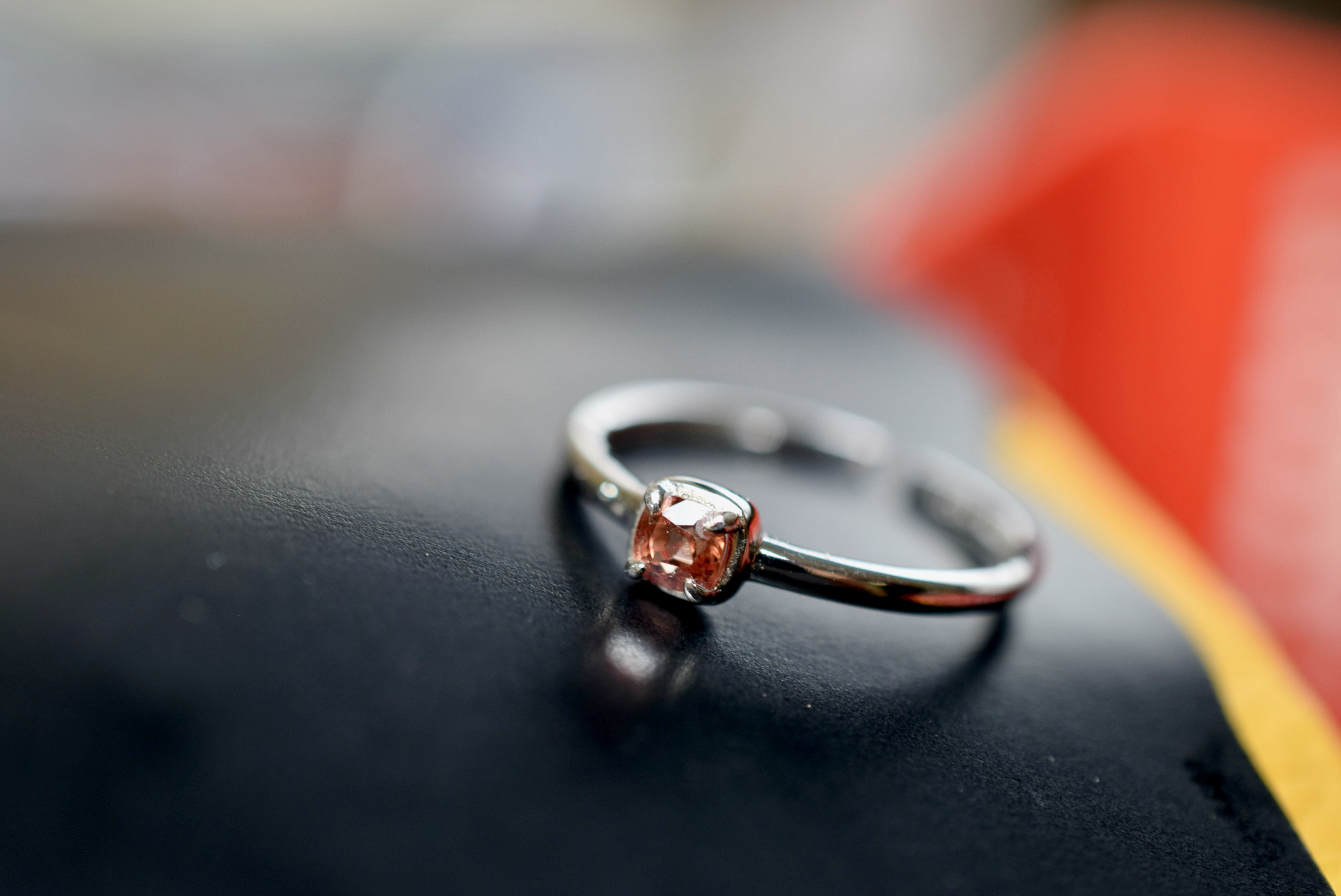 RG10-105 シルバー 非加熱 丹色 スピネル リング ミャンマー産 フリーサイズ 指輪 金属アレルギー対応