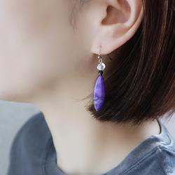 【4月誕生石/水晶】大人シックなクリスタルとマーキス型シェルのピアス　※イヤリング・イヤーカフに変更可 3枚目の画像