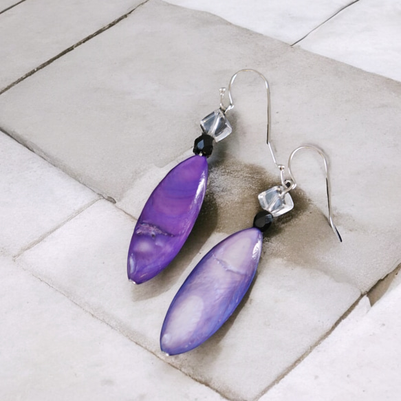 【4月誕生石/水晶】大人シックなクリスタルとマーキス型シェルのピアス　※イヤリング・イヤーカフに変更可 1枚目の画像