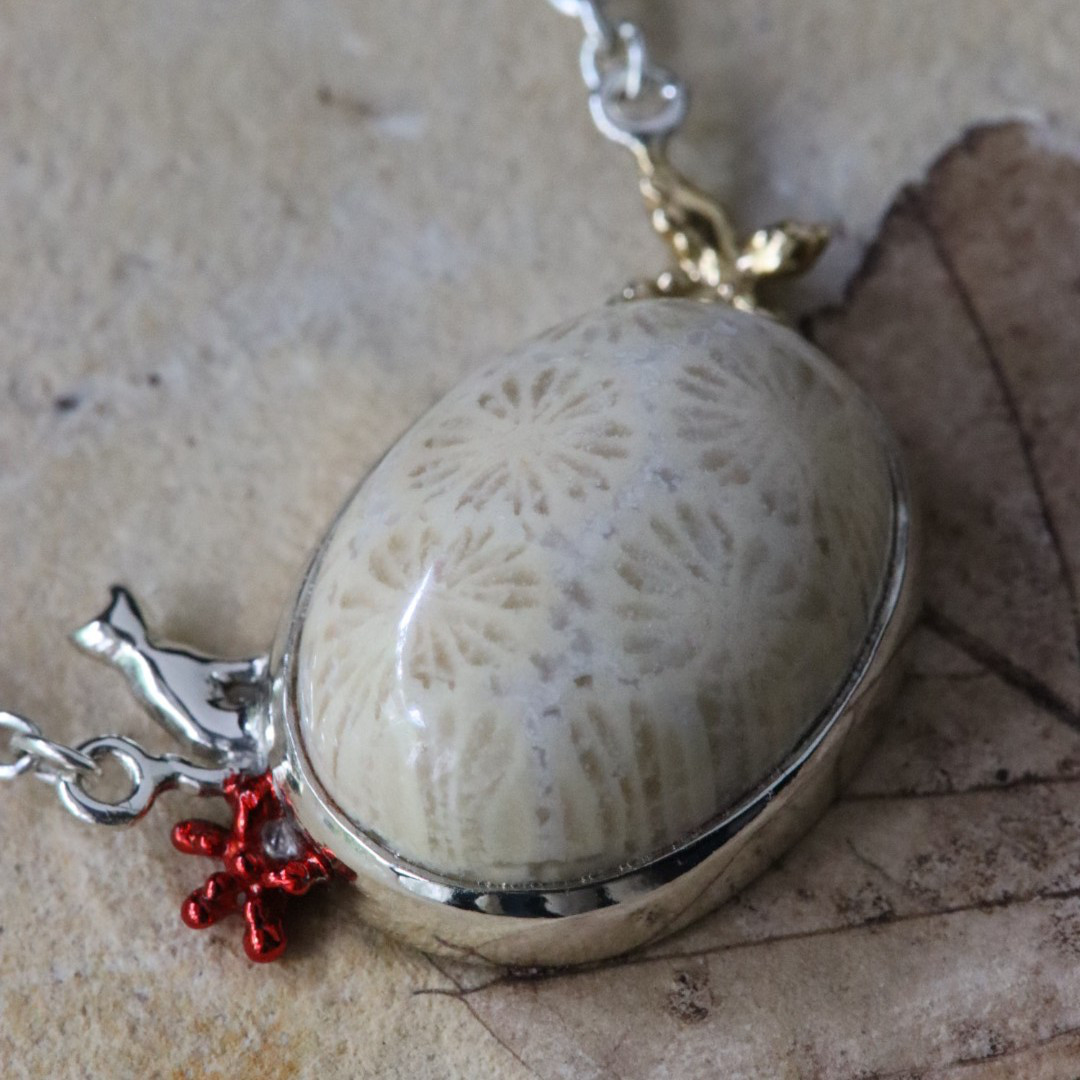 サンゴと猫ネックレス silver925