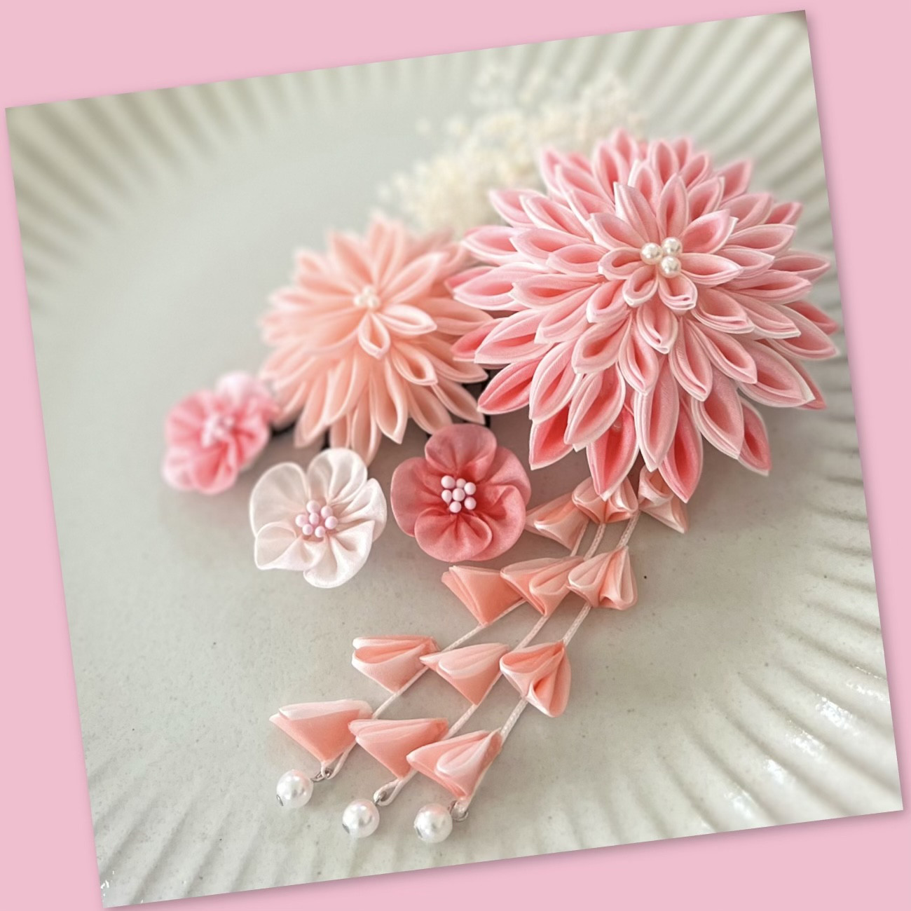 〈再販〉髪飾り　つまみ細工　卒業式　成人式　正絹（シルク）ウェディング　七五三　ピンク　ヘアアクセサリー　振袖　和装　袴