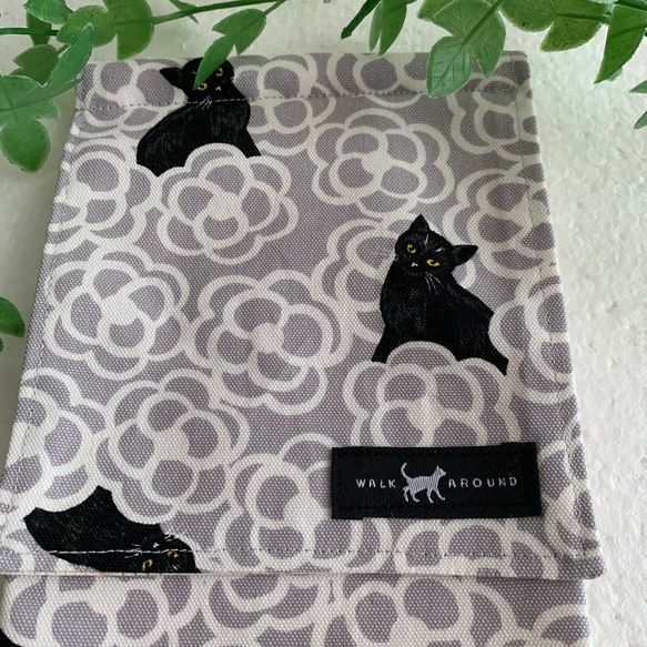 トイレットペーパーホルダーカバー☆黒猫&カメリア☆4カラー 5枚目の画像