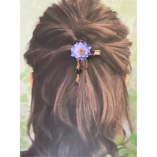 ヘアクリップ: 睡蓮 ープラバン花ヘアアクセサリー 髪飾り クリスタル