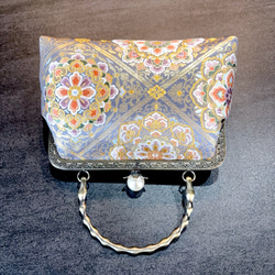 9月新作！日本の奥ゆかしい伝統色源氏鼠色、、格の高い華紋柄の最高級西陣帯バッグ　フォーマルバッグ　パーティーバッグ 5枚目の画像