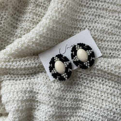 monotone ethnic × beads pierce・earring 2枚目の画像