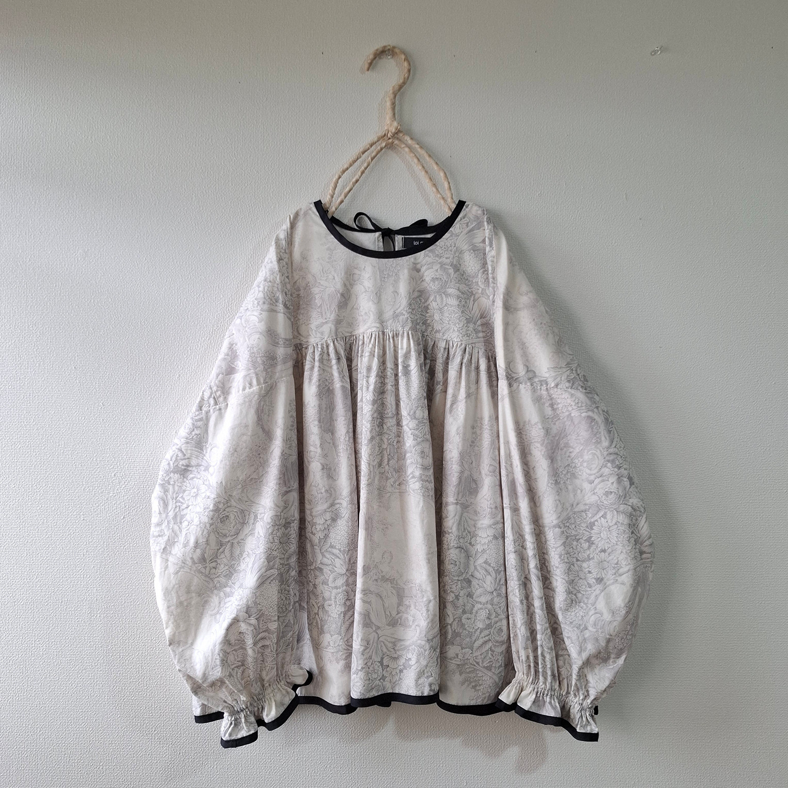 YUWA トワルドジュイ リボンブラウス