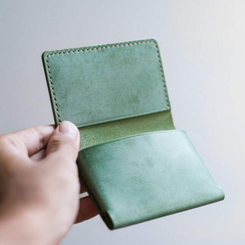 美品　ロエベ　ライトグリーン レザー 名刺入れ ロエベ/名刺入れ/ライトグリーンの買取実績【ブランディア】