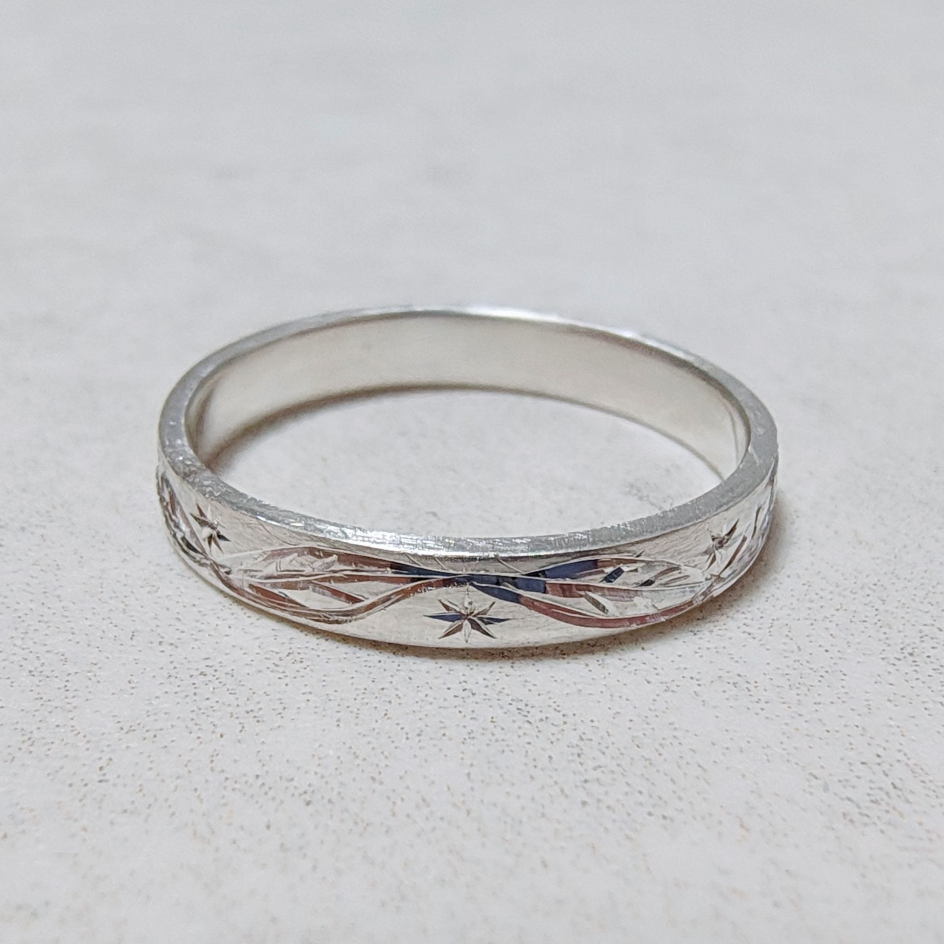 シルバーリング オリジナル 彫りデザイン 自然 葉っぱ  ダイヤ 星 花 彫金 和モダン モダン 普段使い
