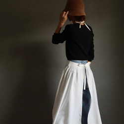 一味違うお洒落デニムエプロン／岡山県児島デニムで魅せる、サイドギャザーデザインエプロン／6オンスデニム／オフホワイト 10枚目の画像