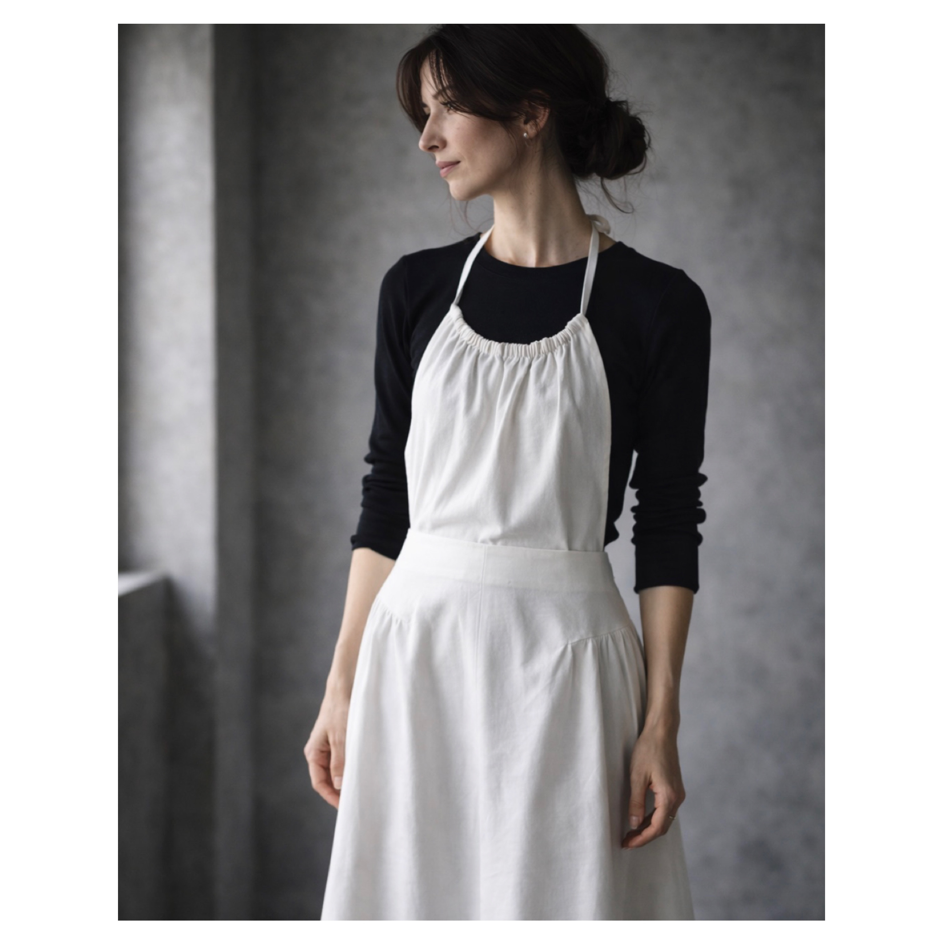 一味違うお洒落デニムエプロン／岡山県児島デニムで魅せる、サイドギャザーデザインエプロン／6オンスデニム／オフホワイト