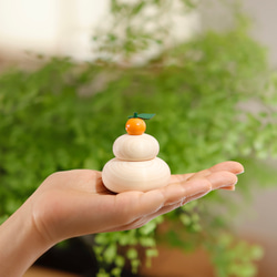 《new！》鏡餅　木製　無垢材　国産ひのき　桐箱入り　S,M,Lサイズ 3枚目の画像