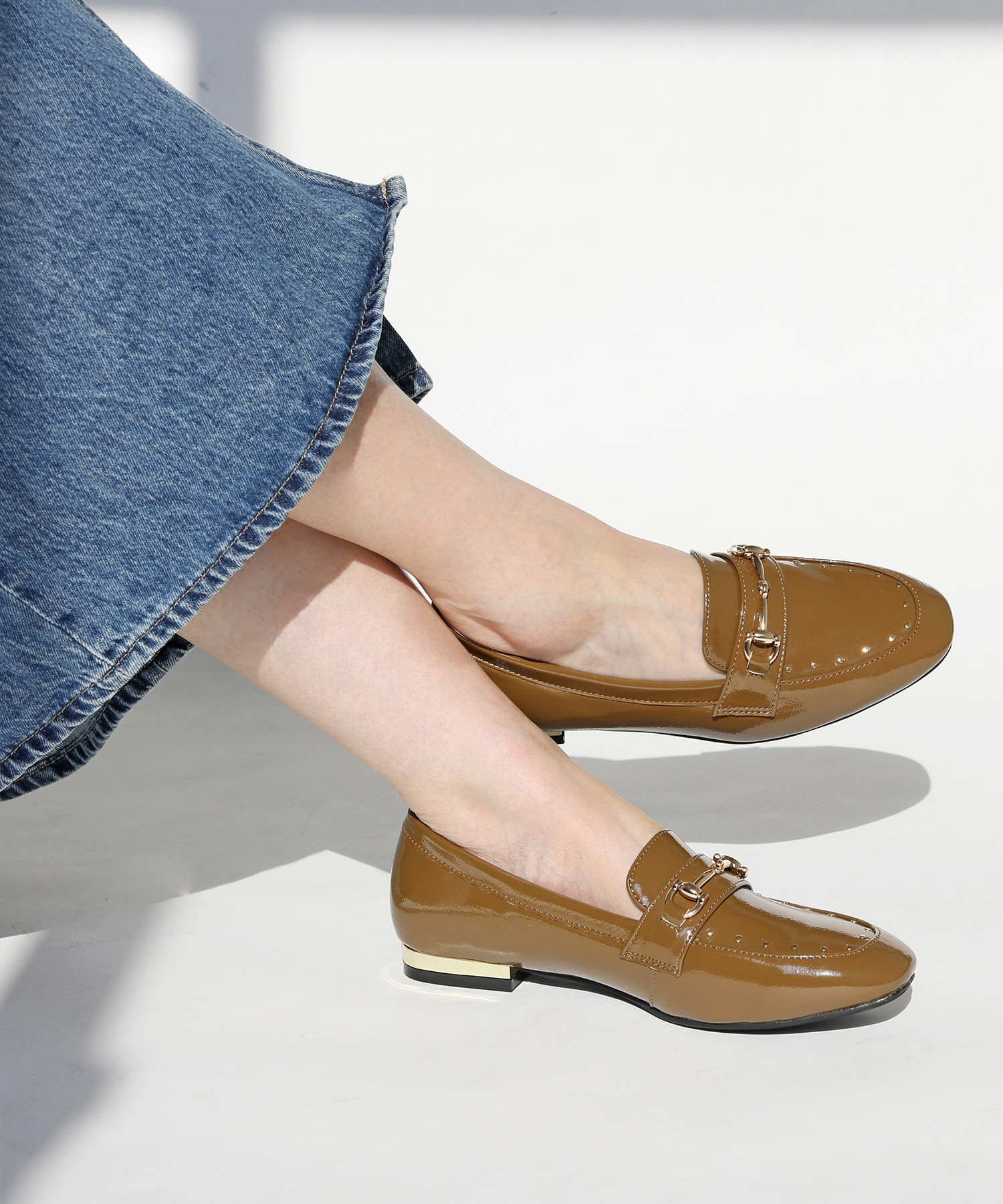 大人の艶めきローファー♪上品さと遊び心を一足に。足にやさしい設計！ON/OFFで使える万能ローファー【S/M/L/LL】