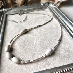 檸檬石とチューブ型ビーズの少し長めのネックレス 10枚目の画像