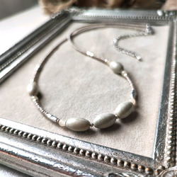 檸檬石とチューブ型ビーズの少し長めのネックレス 1枚目の画像