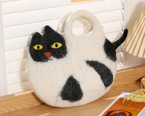 猫の顔の羊毛フェルトトートバッグ 猫の顔の羊毛フェルトトートバッグ 楽天市場】猫 の 羊毛 フェルト