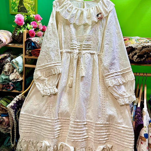 ロリータ ピンクハウス 天然刺繍コットン ロングワンピース｜森ガール