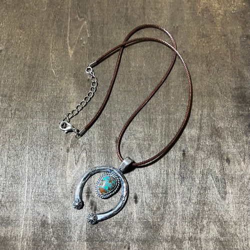 ターコイズマウンテン ナジャ シルバー ネックレス ペンダント