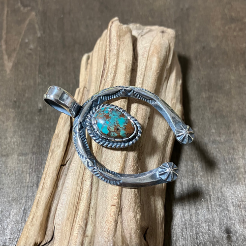 ターコイズマウンテン ナジャ シルバー ネックレス ペンダント