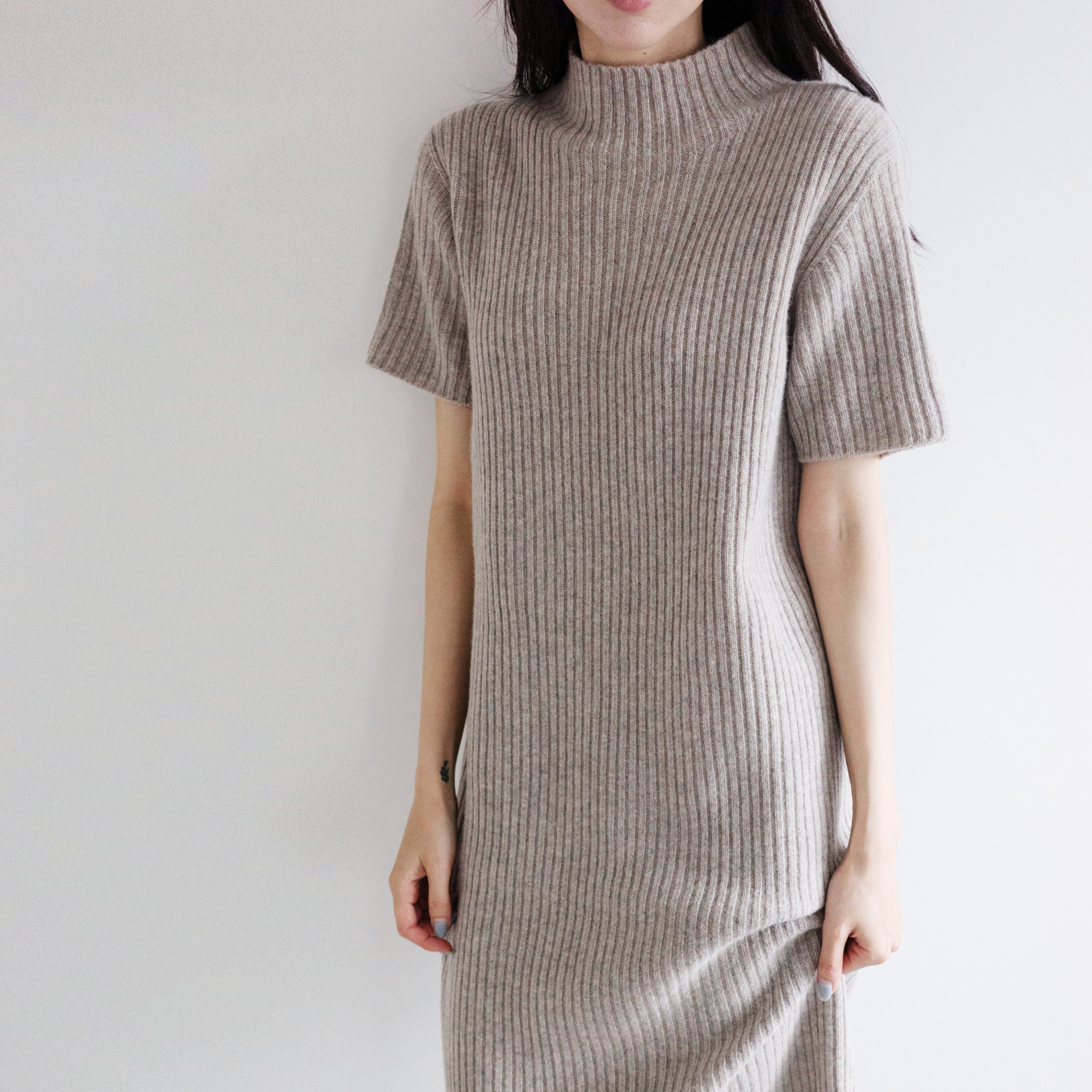 ヤクウール混リブ編みロングニットワンピース/O123B002