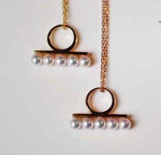 【ルミナ】極小バランス18Kゴールドネックレス 3.5-4mm 日本製アコヤ天然海水真珠ペンダント パーフェクトラウンド 強い光