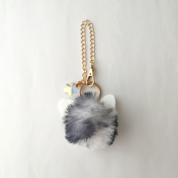 NEW/お試し価格【ふわふわねこちゃんファーとオーロラガラスのバッグチャーム】　猫キーホルダー　ファーキーホルダー　猫 11枚目の画像