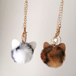 NEW/お試し価格【ふわふわねこちゃんファーとオーロラガラスのバッグチャーム】　猫キーホルダー　ファーキーホルダー　猫 17枚目の画像