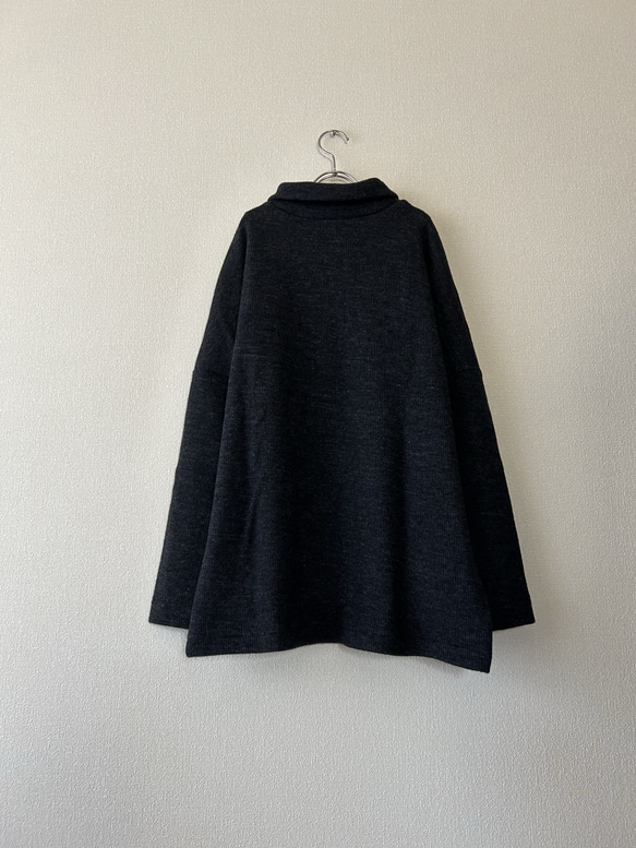 ニットのプルオーバー　ダブルフェイス 3枚目の画像