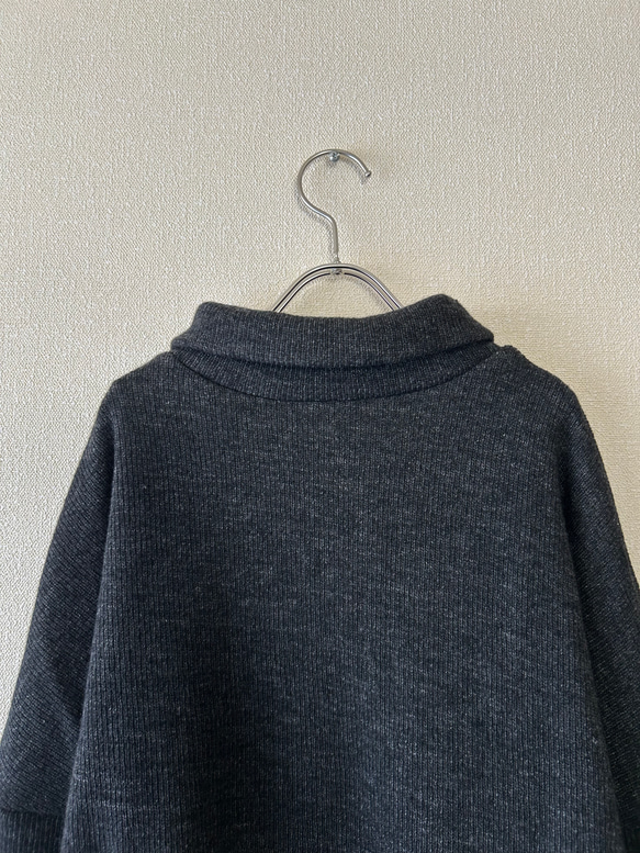 ニットのプルオーバー　ダブルフェイス 8枚目の画像
