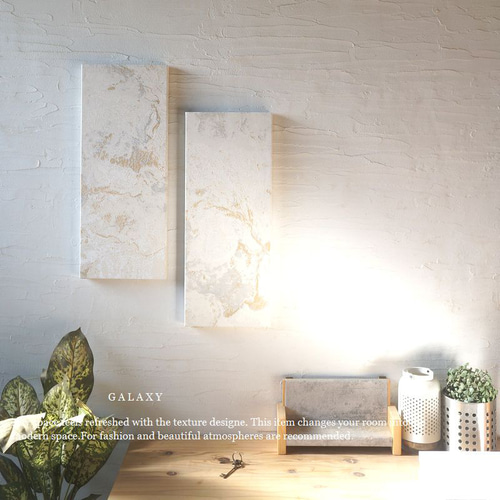 ベージュ系の縦長アートパネル 壁掛け GALAXY beige white ラメ入り