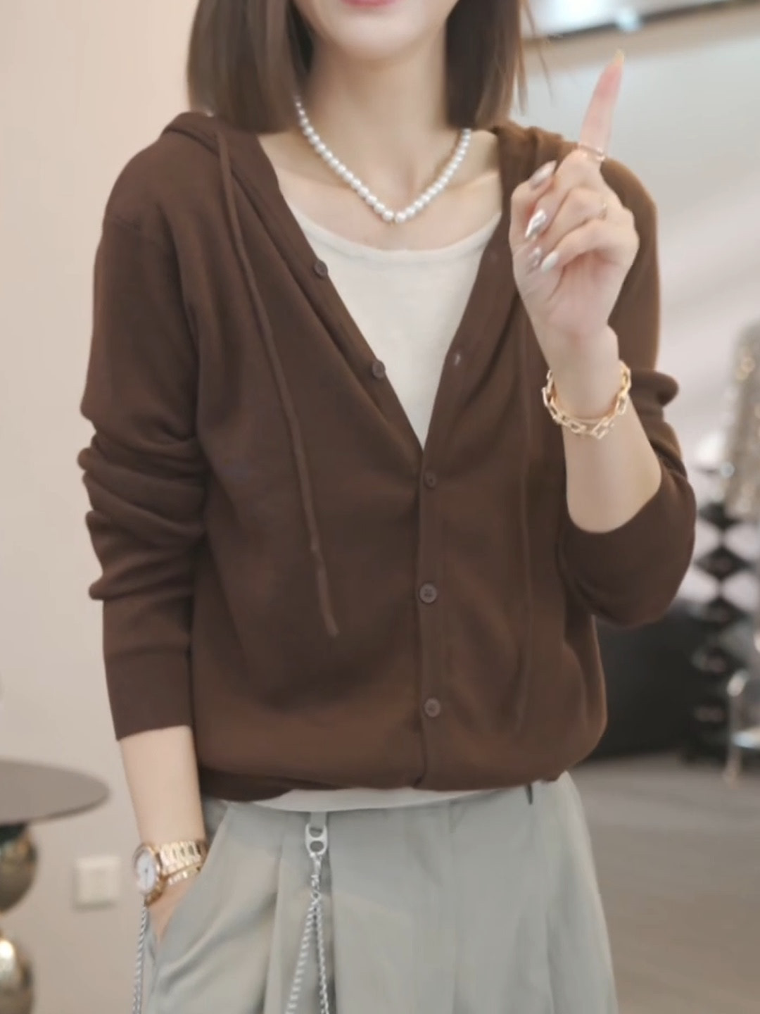 欧貨高級感フード付きニットカーディガン秋2025新モデル大きいサイズの太めの長袖のゆったりした上着