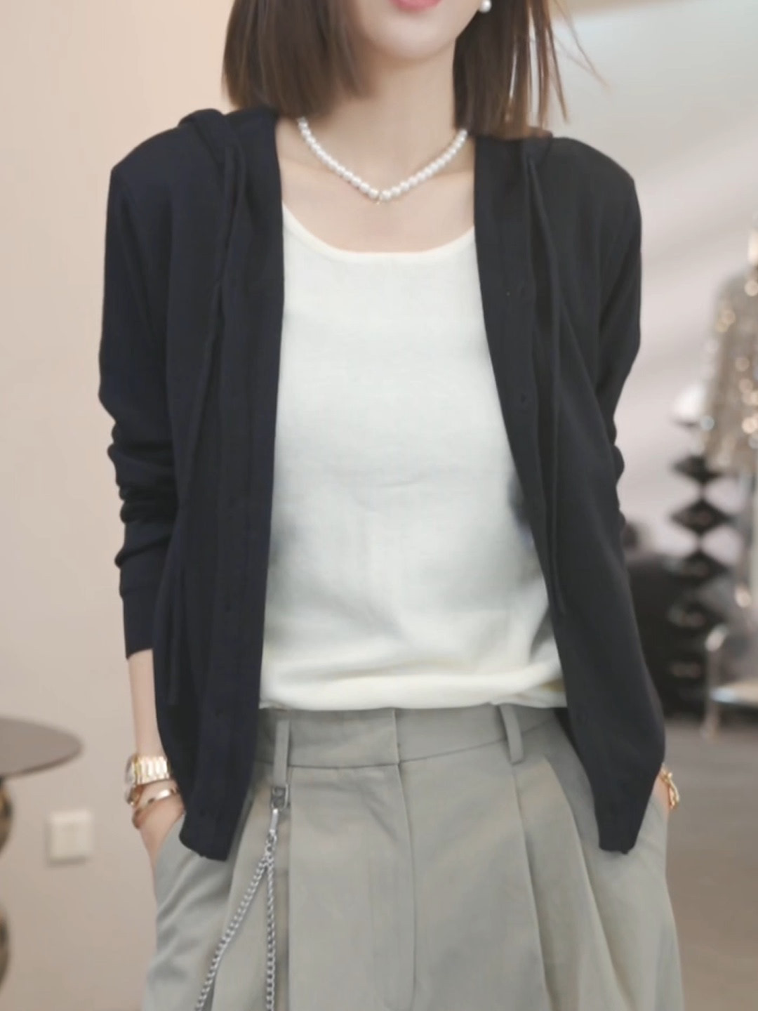 欧貨高級感フード付きニットカーディガン秋2025新モデル大きいサイズの太めの長袖のゆったりした上着