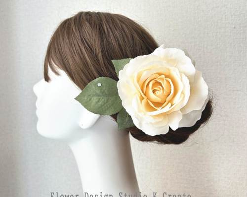 エクリュカラーのバラと葉っぱの髪飾り フラメンコ バレエ 花径12cm