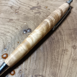 　木軸シャーペン 0.5㎜　ハードメープル杢　蜜蝋クリーム仕上げ 5枚目の画像