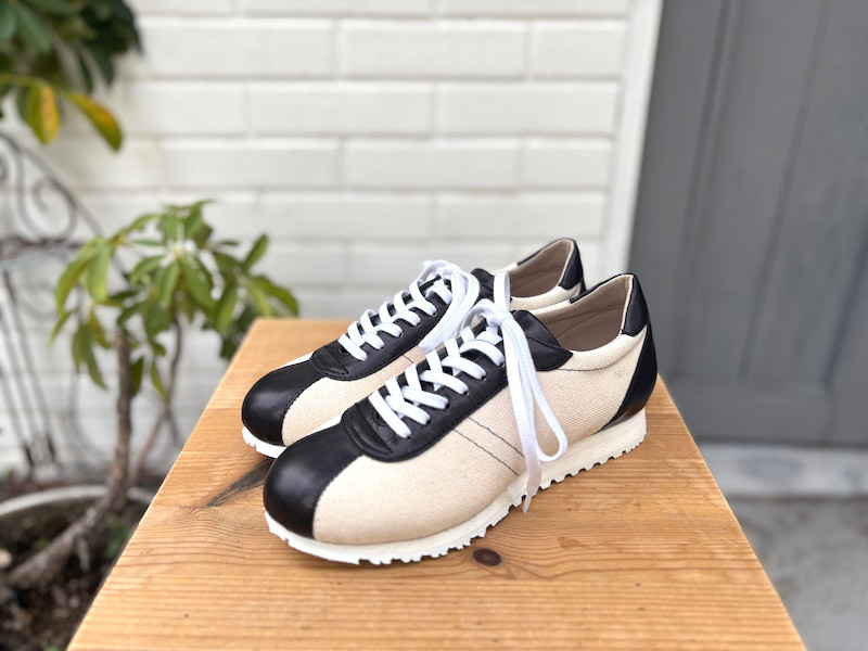 ナチュラルキャンバス　キナリ×BLKレザー　軽量スニーカー　高反発　インソール