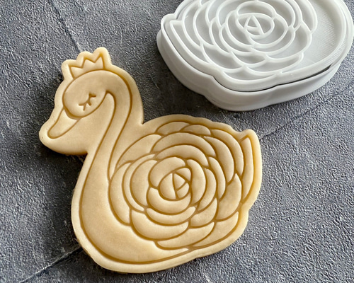 フラワースワン(王冠） クッキー型（フレーム＋スタンプ） クッキー型