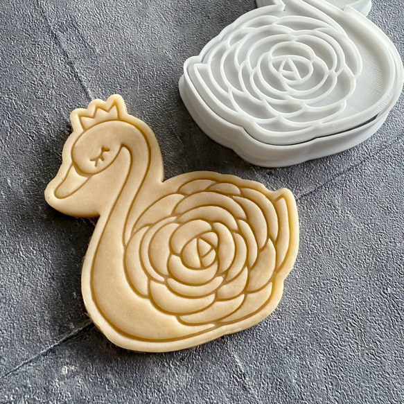 フラワースワン(王冠） クッキー型（フレーム＋スタンプ） クッキー型