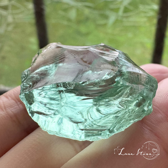 シエラネバダ産アンダラクリスタル　スフィア　マルチカラー（グリーン&クリア） シエラネバダ産 アンダラクリスタル】セレスティアルグリーン 癒しと