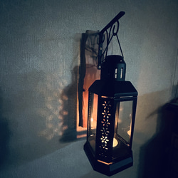 レトロなかわいさが魅力のランタンタイル コンソールテーブル ブルー系