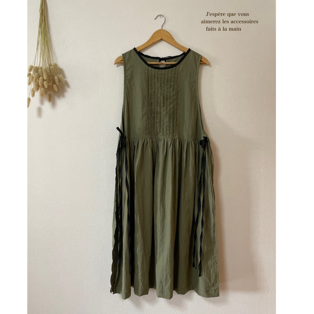 エプロン　ワンピース　リネン　オリーブ