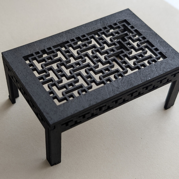 ミニチュア家具】机 木製 組立式 中華風 シルバニアサイズ 1/12