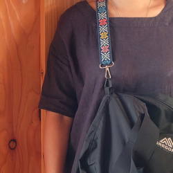 Kogin刺繡多肩帶花園[肩帶☺︎刺繡]智慧型手機單肩包⌘接受客製化⌘ 第9張的照片