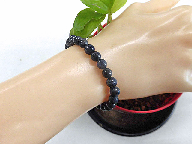 天然石 サファイア6.4mm〜7.0mm玉ブレスレット 内周16.5cm　　250720437